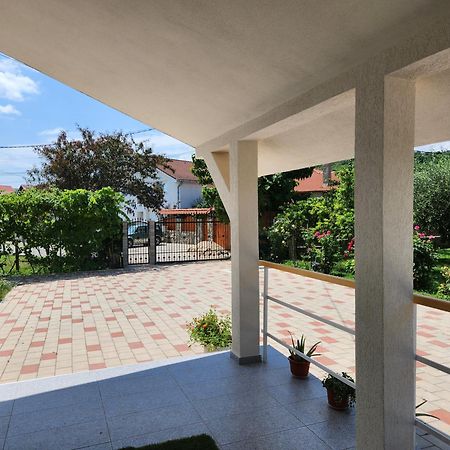 Vila Reghina Alba Iulia Buitenkant foto