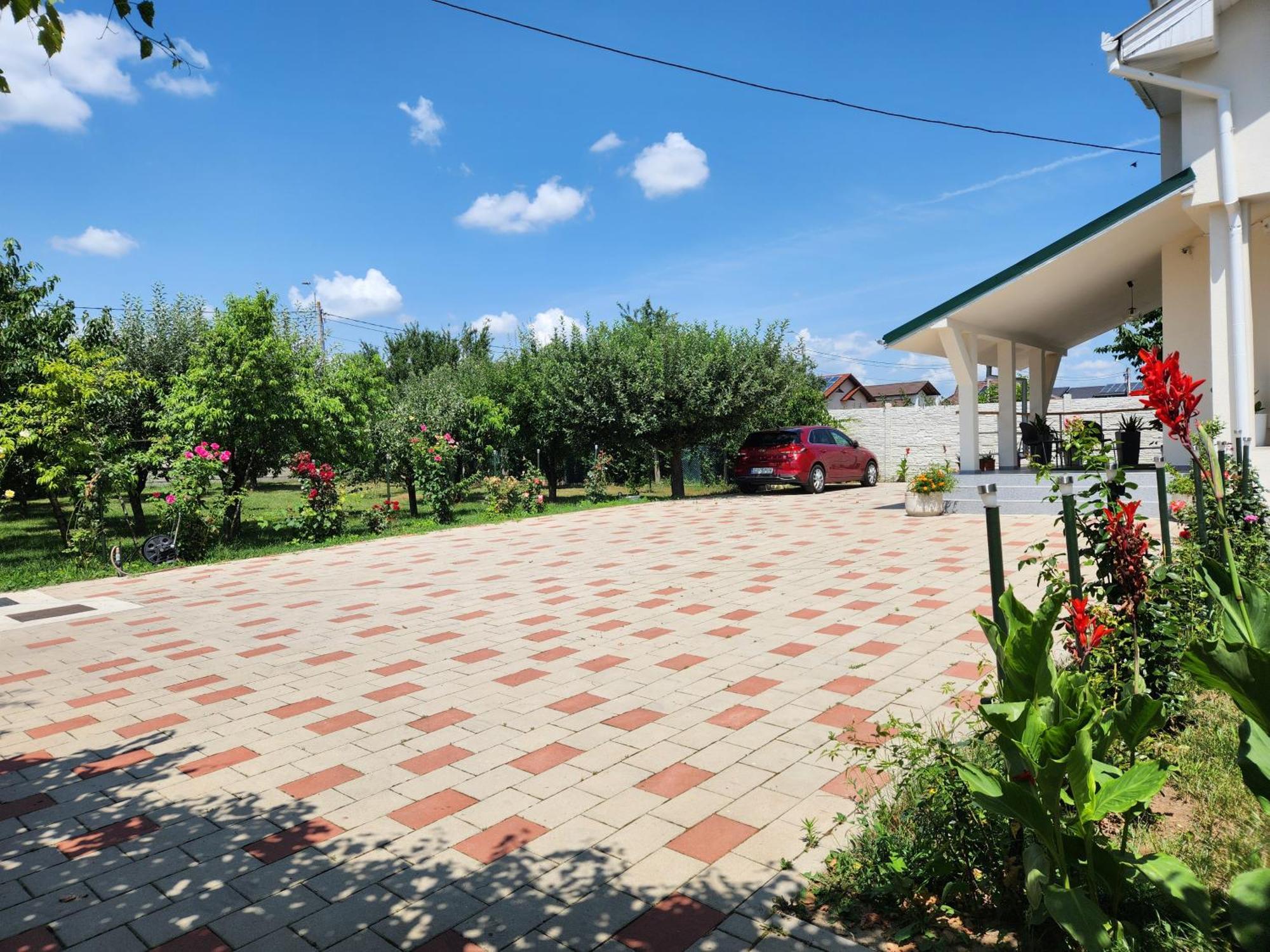 Vila Reghina Alba Iulia Buitenkant foto